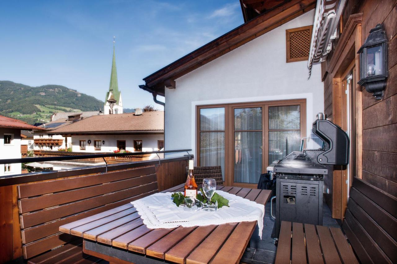 Ferienwohnungen Baeckenhaus ชตุมม์ ภายนอก รูปภาพ